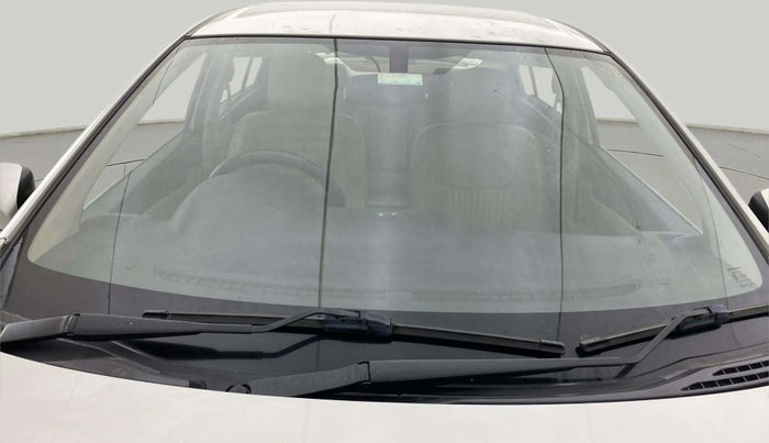 2018 Maruti Ciaz DELTA 1.5 SHVS MT PETROL, Petrol, Manual, 38,656 km, Front Windshield