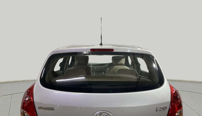 2013 Hyundai i20 MAGNA 1.2, Petrol, Manual, 34,311 km, Rear Windshield