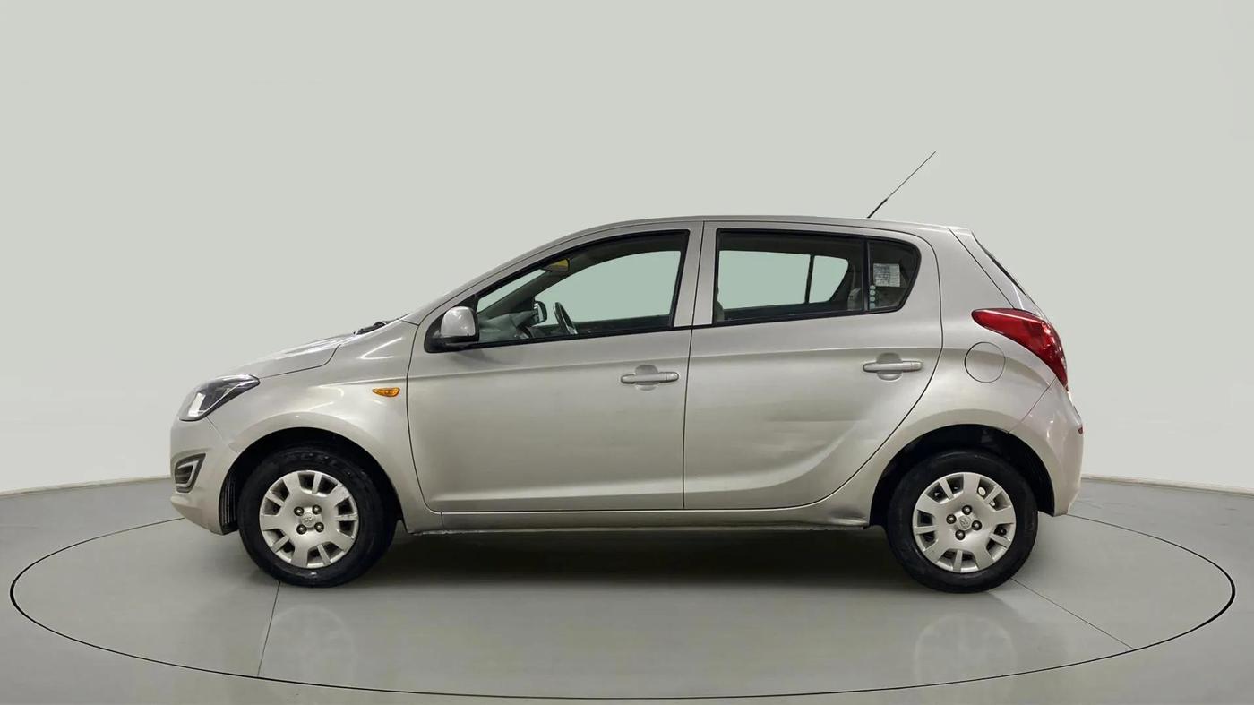 2013 Hyundai i20 MAGNA 1.2, Petrol, Manual, 34,311 km, Left Side