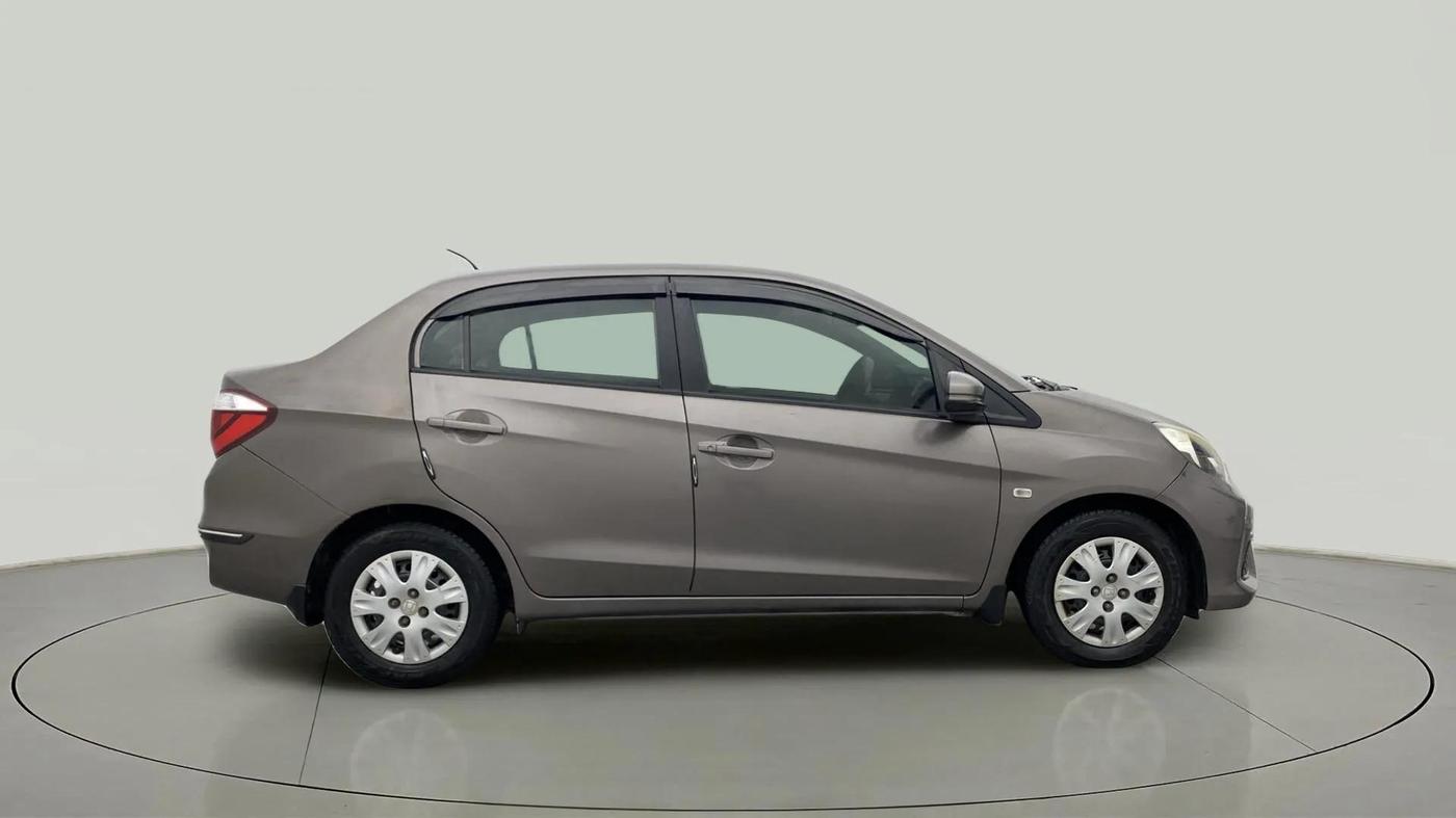 2017 Honda Amaze 1.2L I-VTEC S, Petrol, Manual, 32,058 km, Right Side View