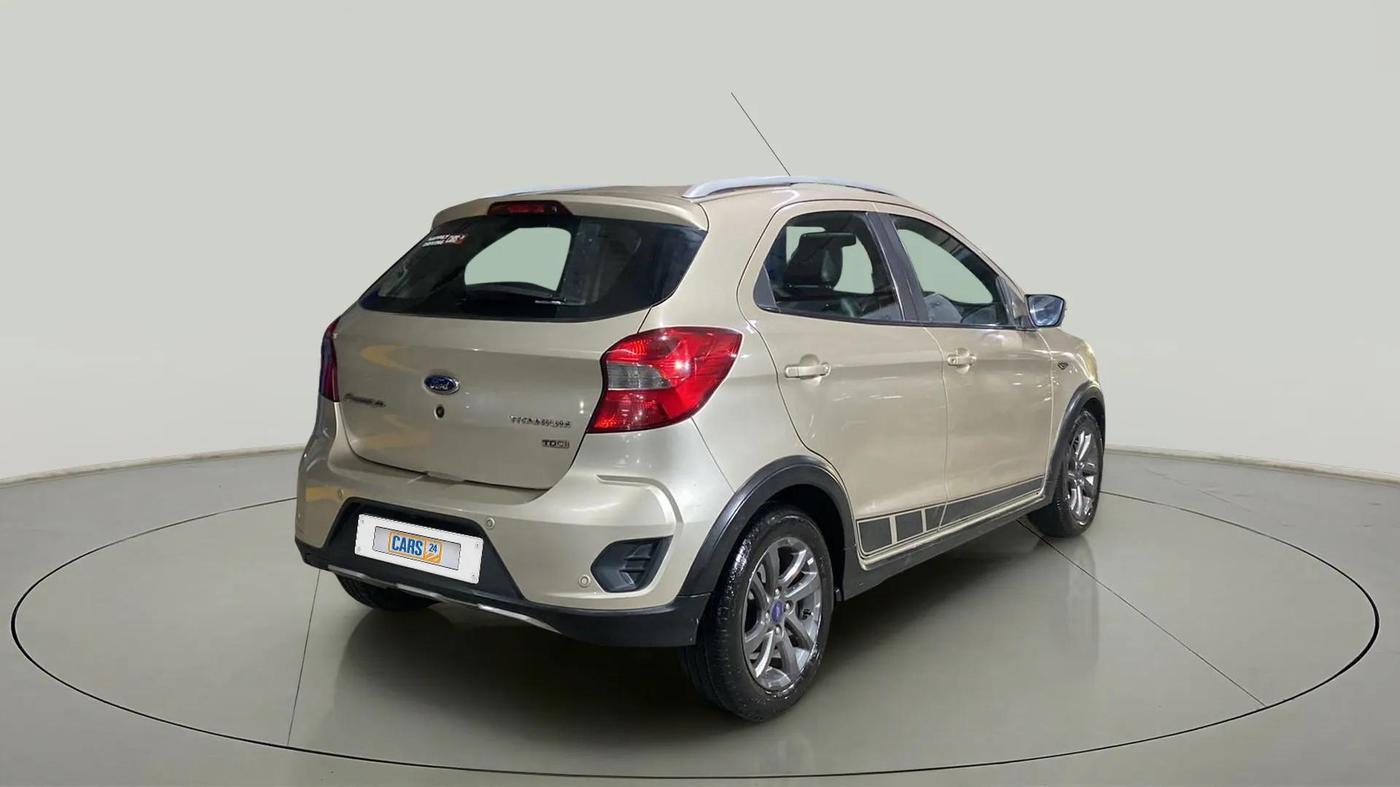 2021 Ford FREESTYLE TITANIUM PLUS 1.5 DIESEL, Diesel, Manual, 29,422 km, Right Back Diagonal