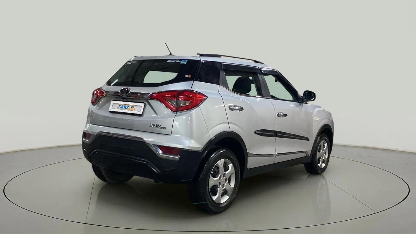 2021 Mahindra XUV300 W6 1.2 PETROL, Petrol, Manual, 22,955 km, Right Back Diagonal