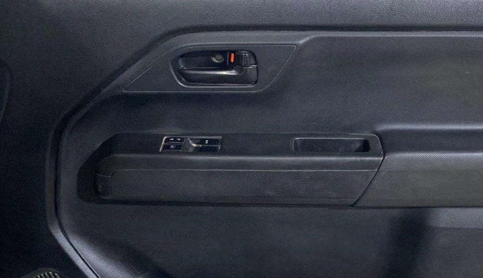 2020 Maruti New Wagon-R LXI CNG (O) 1.0, CNG, Manual, 70,220 km, Driver Side Door Panels Control