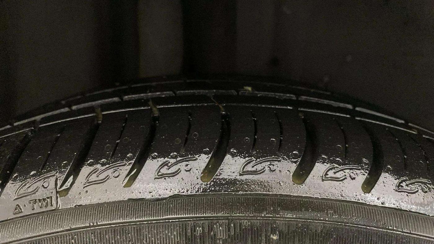 2021 Volkswagen Polo 1.0 GT TSI AT, Petrol, Automatic, 71,721 km, Right Rear Tyre Tread