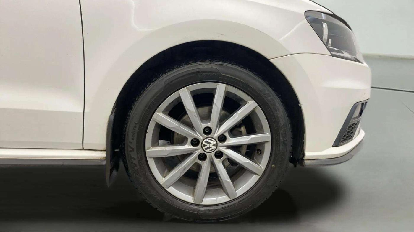 2021 Volkswagen Polo 1.0 GT TSI AT, Petrol, Automatic, 71,721 km, Right Front Wheel