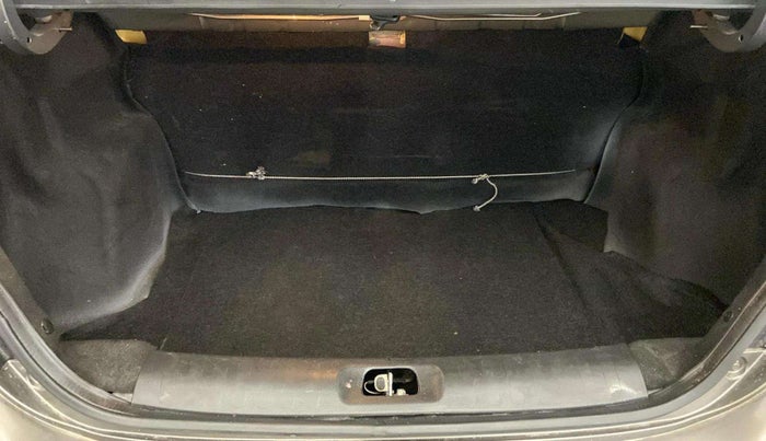 2016 Maruti Swift Dzire VXI, Petrol, Manual, 51,488 km, Boot Inside