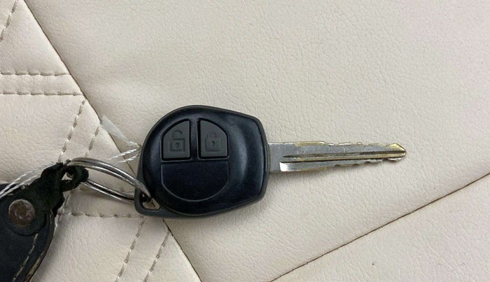2016 Maruti Swift Dzire VXI, Petrol, Manual, 51,488 km, Key Close Up