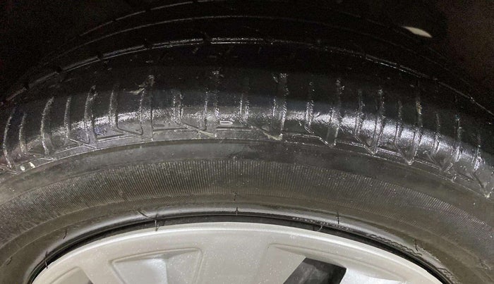 2020 Tata Tiago XZ PETROL, Petrol, Manual, 40,864 km, Right Front Tyre Tread