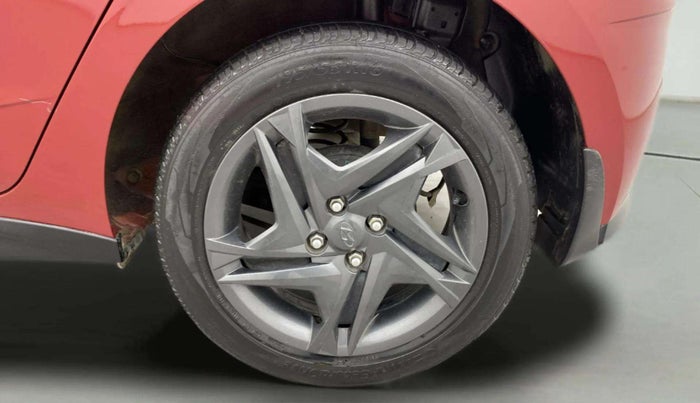 2021 Hyundai NEW I20 SPORTZ 1.2 AT, Petrol, Automatic, 39,723 km, Left Rear Wheel