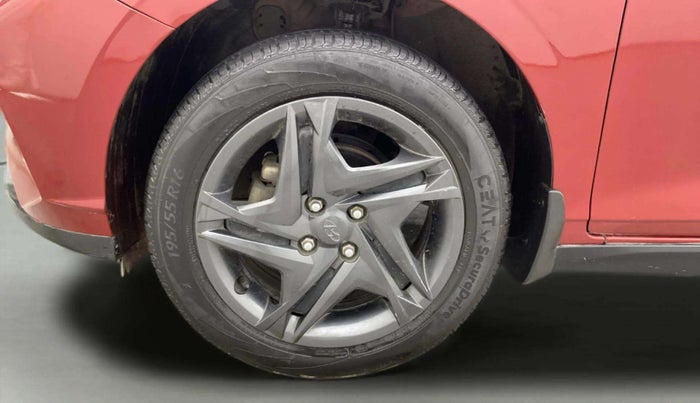 2021 Hyundai NEW I20 SPORTZ 1.2 AT, Petrol, Automatic, 39,723 km, Left Front Wheel