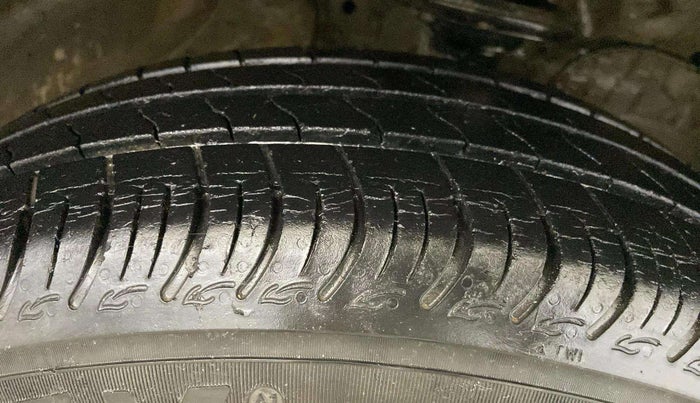 2019 Maruti S PRESSO VXI+, Petrol, Manual, 35,356 km, Right Front Tyre Tread