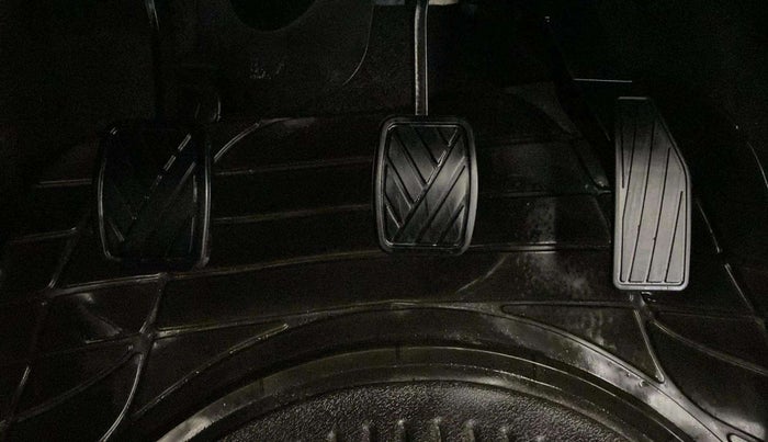 2019 Maruti S PRESSO VXI+, Petrol, Manual, 35,356 km, Pedals