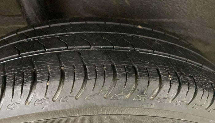 2019 Maruti S PRESSO VXI+, Petrol, Manual, 35,356 km, Right Rear Tyre Tread