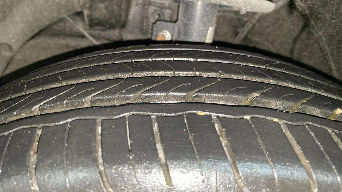 2024 Maruti FRONX DELTA PLUS 1.2MT, Petrol, Manual, 1,676 km, Left Front Tyre Tread