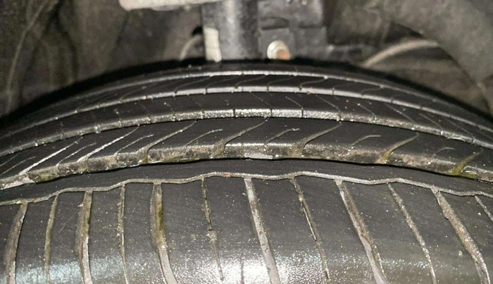 2024 Maruti FRONX DELTA PLUS 1.2MT, Petrol, Manual, 1,636 km, Right Front Tyre Tread