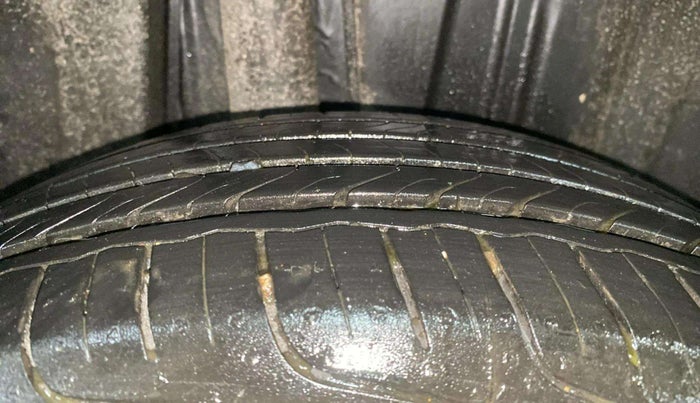 2024 Maruti FRONX DELTA PLUS 1.2MT, Petrol, Manual, 1,636 km, Right Rear Tyre Tread