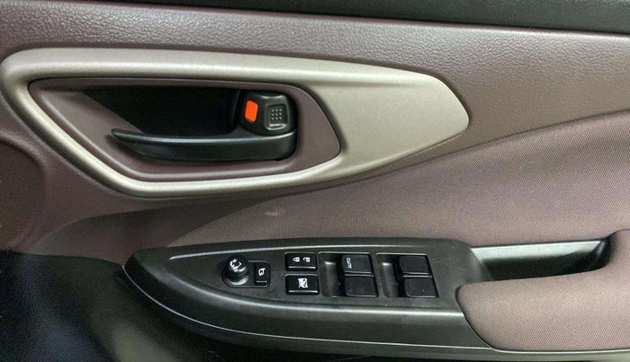 2024 Maruti FRONX DELTA PLUS 1.2MT, Petrol, Manual, 1,636 km, Driver Side Door Panels Control