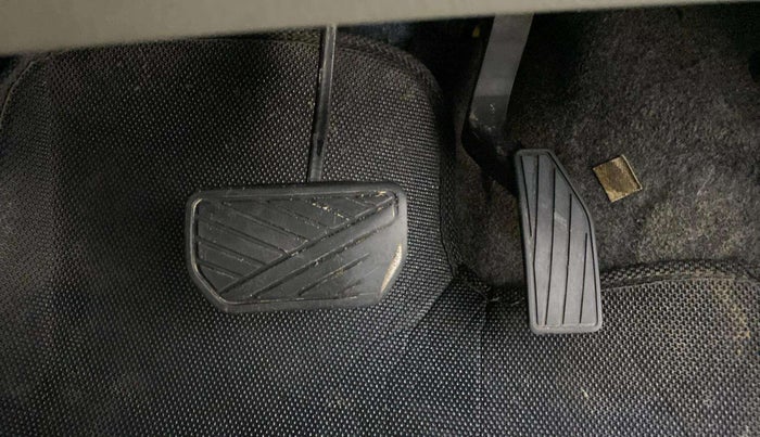 2014 Maruti Celerio VXI AMT, Petrol, Automatic, 51,686 km, Pedals