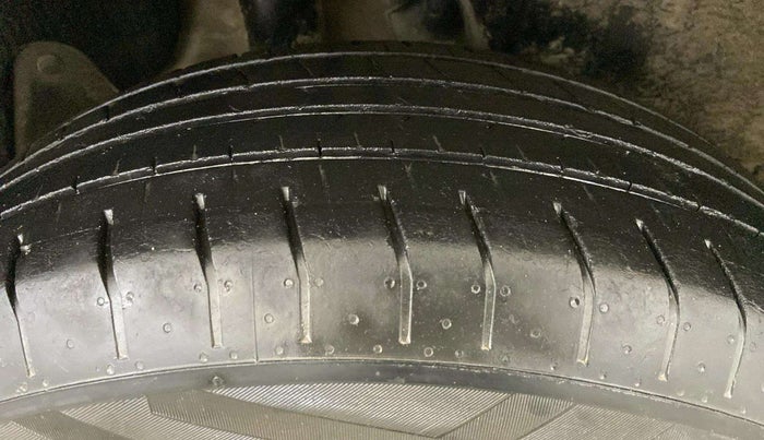 2021 Hyundai Creta E 1.5 PETROL, Petrol, Manual, 42,973 km, Right Rear Tyre Tread