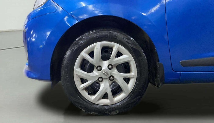 2017 Hyundai Grand i10 SPORTZ (O) 1.2 KAPPA VTVT, Petrol, Manual, 33,261 km, Left Front Wheel