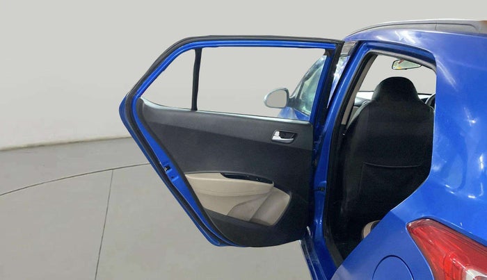 2017 Hyundai Grand i10 SPORTZ (O) 1.2 KAPPA VTVT, Petrol, Manual, 33,261 km, LHS Rear Door