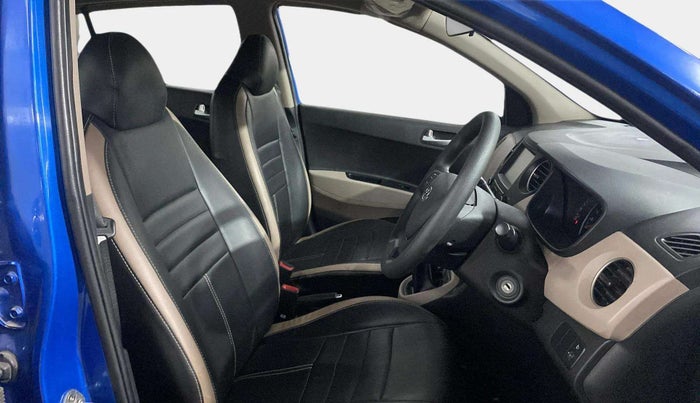 2017 Hyundai Grand i10 SPORTZ (O) 1.2 KAPPA VTVT, Petrol, Manual, 33,261 km, Right Side Front Door Cabin