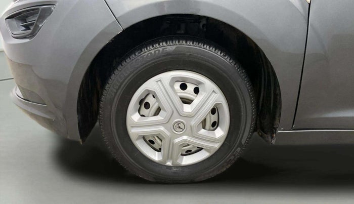 2020 Tata ALTROZ XM PETROL, Petrol, Manual, 41,950 km, Left Front Wheel