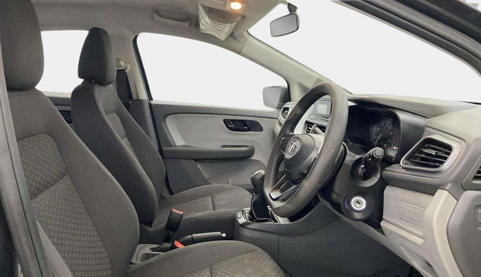 2020 Tata ALTROZ XM PETROL, Petrol, Manual, 41,950 km, Right Side Front Door Cabin