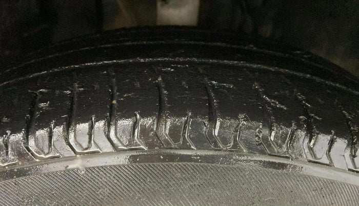 2020 Tata ALTROZ XM PETROL, Petrol, Manual, 41,950 km, Right Front Tyre Tread