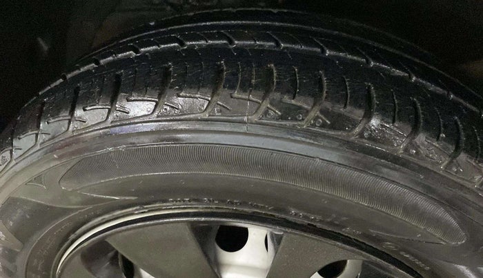 2017 Maruti Baleno SIGMA PETROL 1.2, Petrol, Manual, 58,963 km, Left Rear Tyre Tread