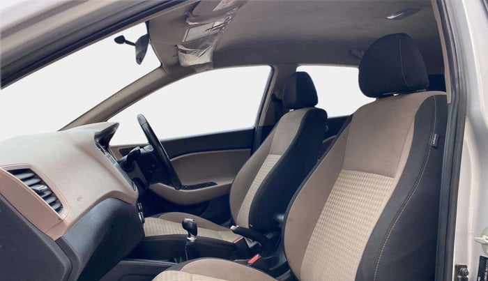 2018 Hyundai Elite i20 ASTA 1.2 (O), Petrol, Manual, 53,407 km, Right Side Front Door Cabin