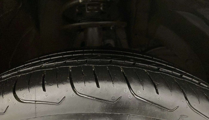 2023 Maruti FRONX DELTA PLUS 1.2L AGS, Petrol, Automatic, 9,192 km, Right Front Tyre Tread