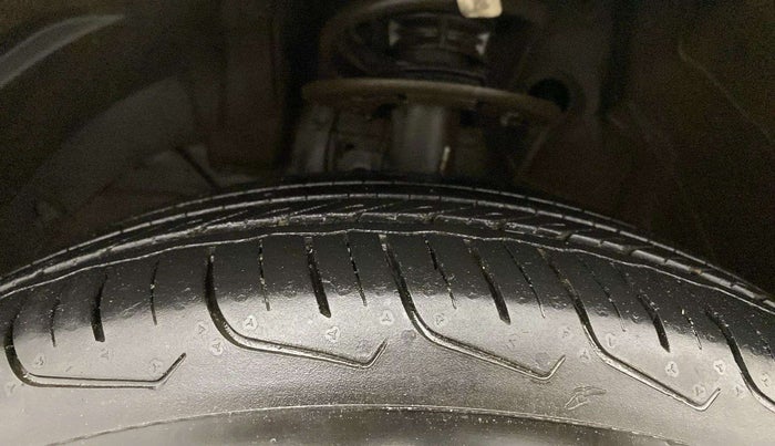 2023 Maruti FRONX DELTA PLUS 1.2L AGS, Petrol, Automatic, 9,192 km, Left Front Tyre Tread