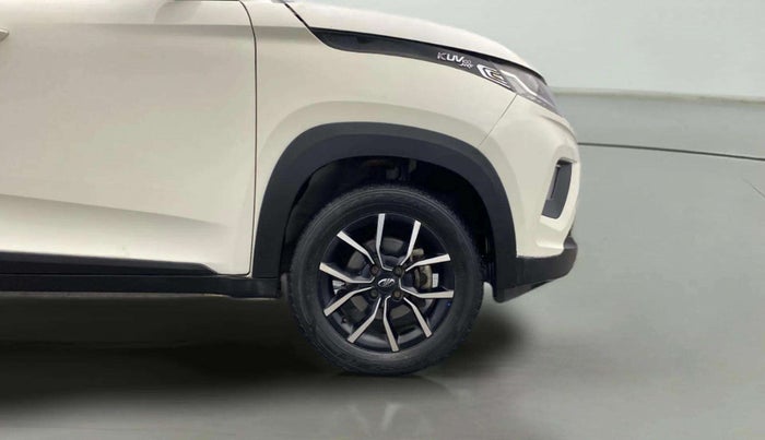 2017 Mahindra KUV 100 NXT K8 P 6 STR, Petrol, Manual, 20,142 km, Right Front Wheel