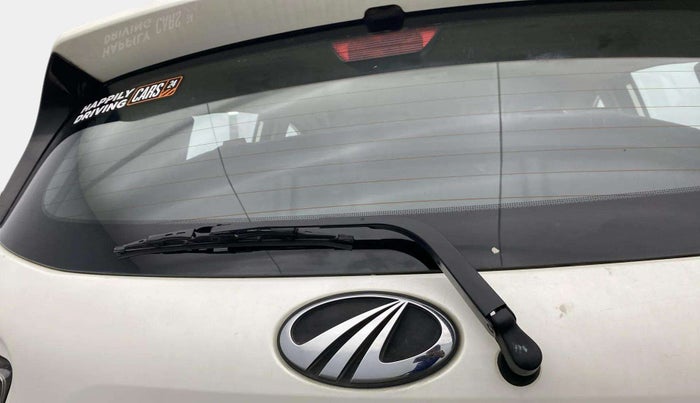 2017 Mahindra KUV 100 NXT K8 P 6 STR, Petrol, Manual, 20,142 km, Rear Wiper
