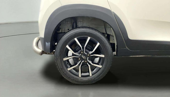 2017 Mahindra KUV 100 NXT K8 P 6 STR, Petrol, Manual, 20,142 km, Right Rear Wheel