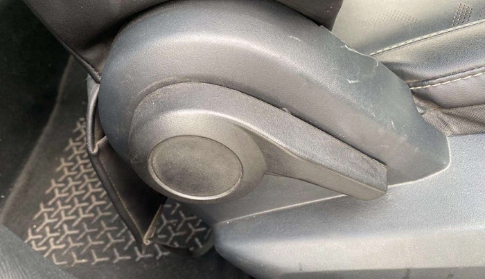 2021 Tata ALTROZ XZ PLUS I-TURBO PETROL, Petrol, Manual, 57,849 km, Driver Side Adjustment Panel