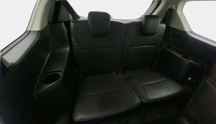 2019 Maruti XL6 ALPHA AT, Petrol, Automatic, 36,848 km, Third Seat Row ( optional )
