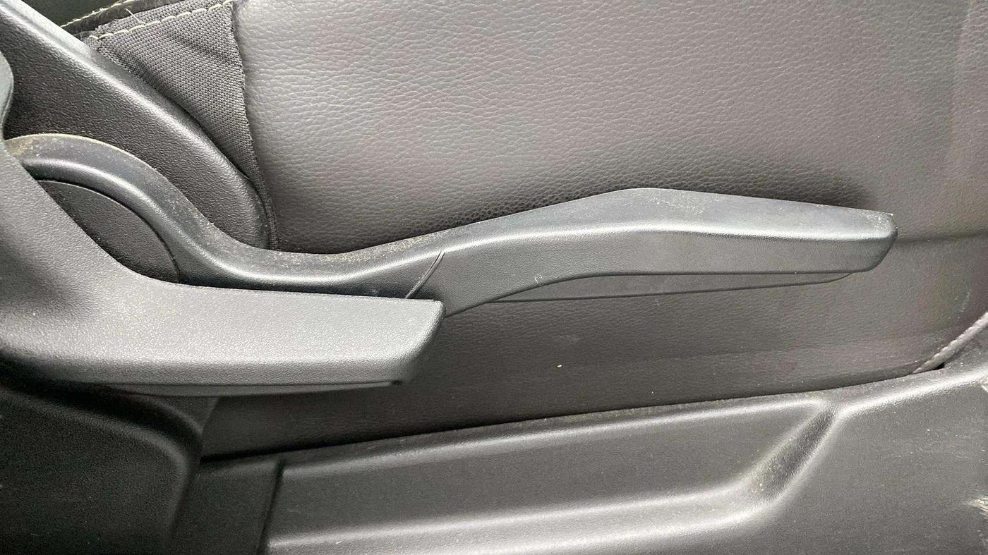 2019 Maruti XL6 ALPHA AT, Petrol, Automatic, 36,848 km, Driver Side Adjustment Panel