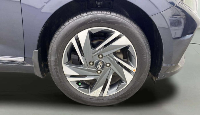2022 Hyundai NEW I20 ASTA (O) 1.2 MT, Petrol, Manual, 33,112 km, Right Front Wheel