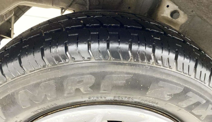 2012 Hyundai Eon ERA +, Petrol, Manual, 64,131 km, Right Rear Tyre Tread