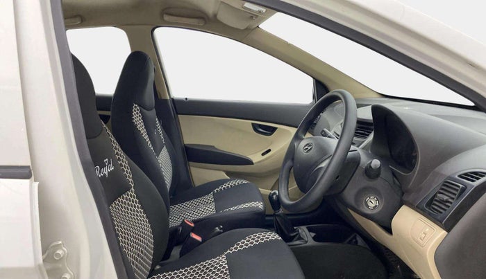 2012 Hyundai Eon ERA +, Petrol, Manual, 64,131 km, Right Side Front Door Cabin