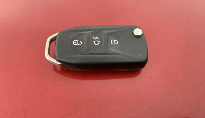 2019 Tata Tiago XZ PLUS PETROL, Petrol, Manual, 24,362 km, Key Close Up