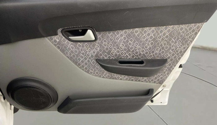 2019 Maruti Alto 800 VXI, Petrol, Manual, 24,666 km, Driver Side Door Panels Control