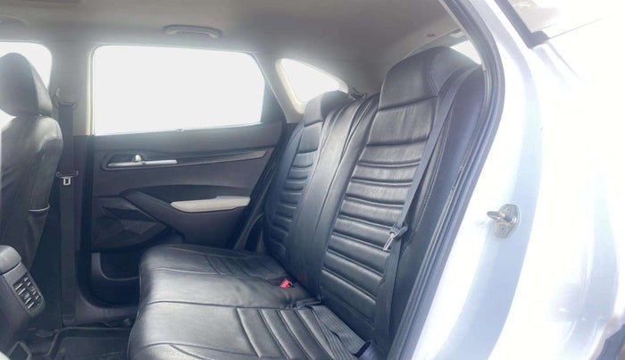2022 KIA SELTOS HTK PLUS 1.5 IMT, Petrol, Manual, 18,405 km, Right Side Rear Door Cabin