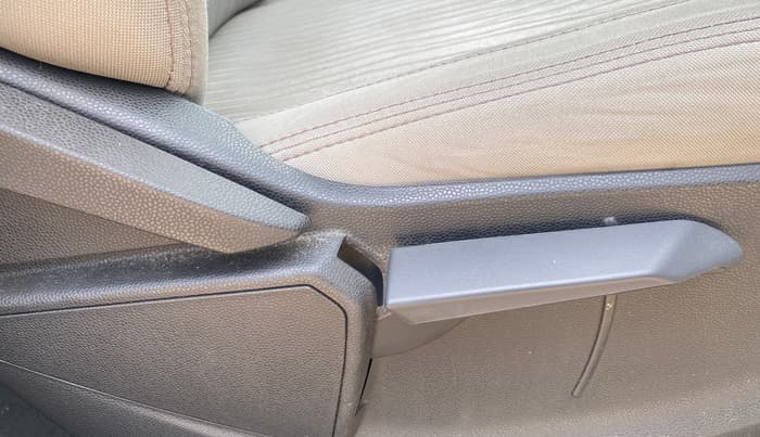 2014 Ford Ecosport TITANIUM 1.5L PETROL AT, Petrol, Automatic, 60,034 km, Driver Side Adjustment Panel