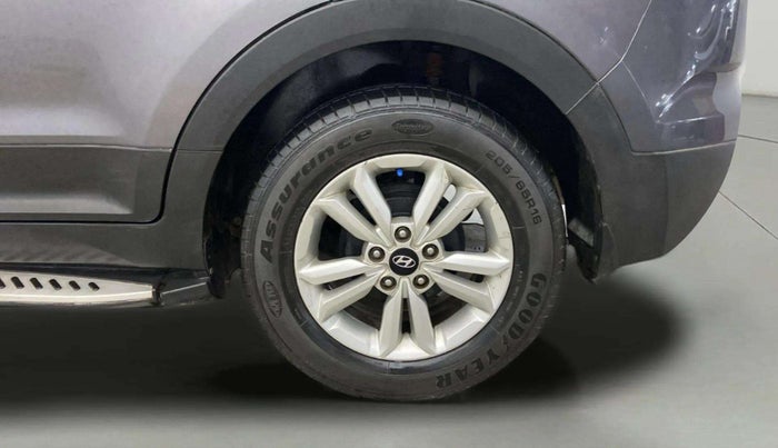2016 Hyundai Creta SX PLUS 1.6 PETROL, Petrol, Manual, 31,522 km, Left Rear Wheel