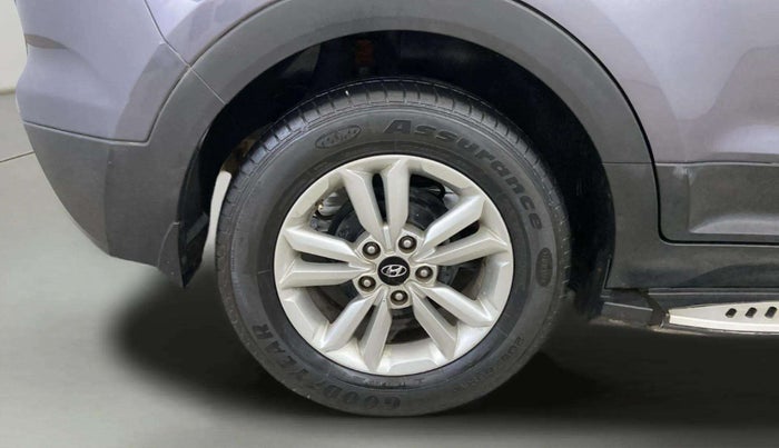 2016 Hyundai Creta SX PLUS 1.6 PETROL, Petrol, Manual, 31,522 km, Right Rear Wheel