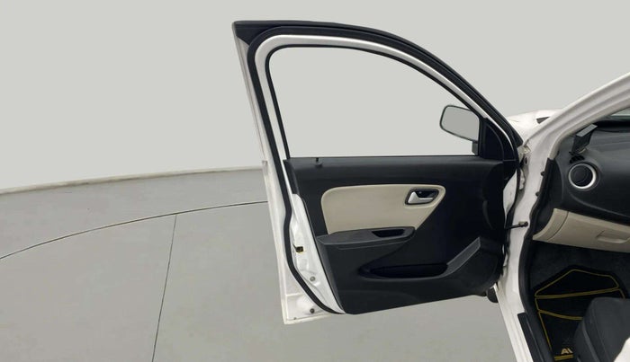 2020 Maruti Alto TOUR H1, Petrol, Manual, 24,725 km, LHS Front Door