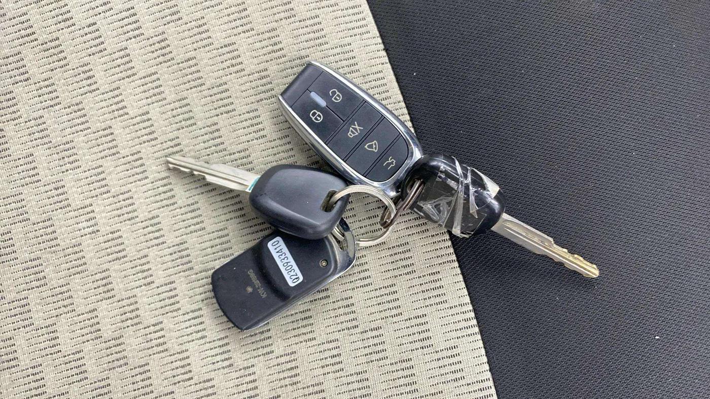 2020 Maruti Alto TOUR H1, Petrol, Manual, 24,725 km, Key Close Up